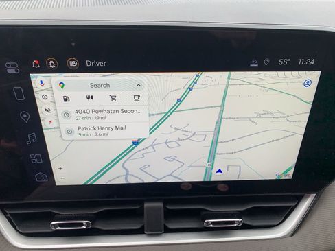 Used 2025 Chevrolet Equinox LT w/ Convenience Package II image 24