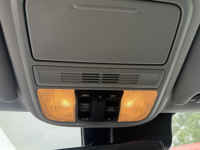 Used 2022 Honda Pilot Special Edition image 38