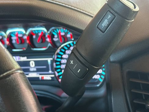 Used 2020 Chevrolet Tahoe LT AWD/4WD image 31