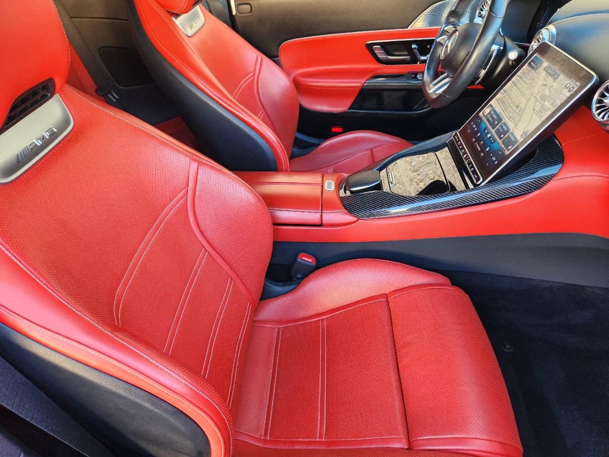 Used 2022 Mercedes-Benz SL 63 AMG 4MATIC image 32