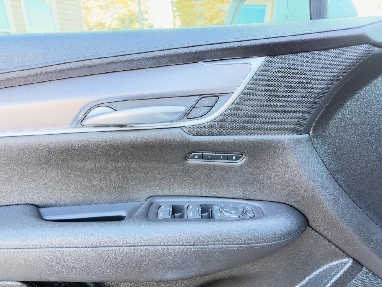 Used 2019 Cadillac XT5 Luxury AWD/4WD image 18