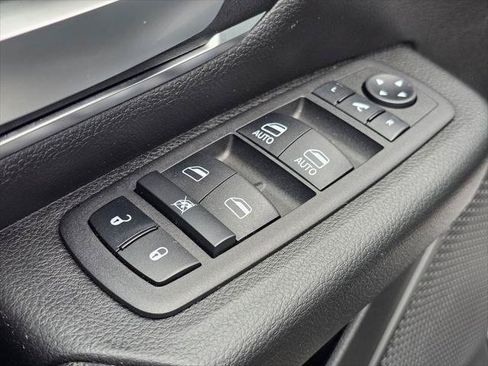 Certified 2024 RAM 1500 Big Horn AWD/4WD image 44