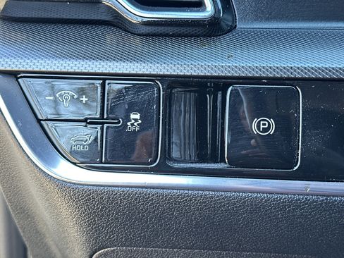 Certified 2025 Kia Sportage SX image 19
