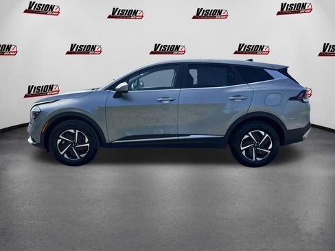 Used 2023 Kia Sportage LX AWD/4WD image 2