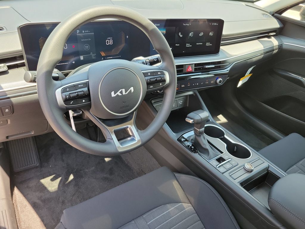 New 2026 Kia K5 LXS FWD image 10
