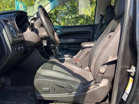 Used 2016 GMC Canyon SLE w/ All Terrain Package AWD/4WD image 13