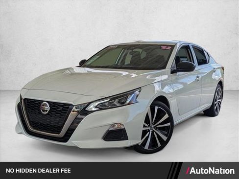 Used 2022 Nissan Altima 2.5 SR AWD/4WD image 1