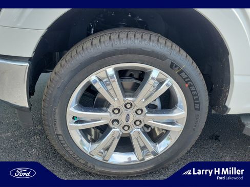 New 2025 Ford F150 Lariat w/ Equipment Group 502A High image 26