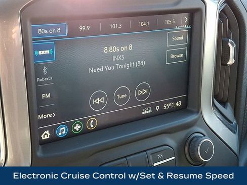 Used 2022 Chevrolet Silverado 2500 LT w/ Convenience Package image 21