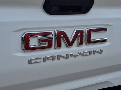 Used 2024 GMC Canyon AT4 w/ Canyon Safety Plus Package AWD/4WD image 32
