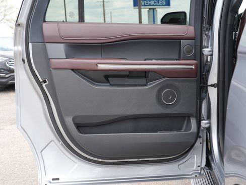 Used 2023 Ford Expedition Max Limited AWD/4WD image 21