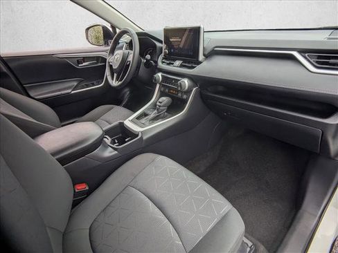 Used 2025 Toyota RAV4 XLE w/ Weather Package FWD image 19