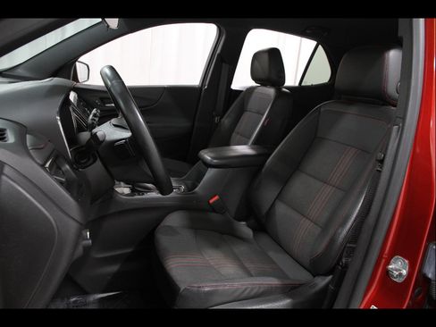 Certified 2023 Chevrolet Equinox RS FWD image 5