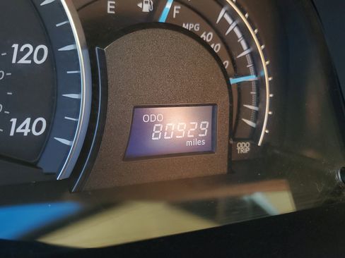 Used 2012 Toyota Camry XLE image 20