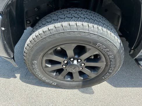 Used 2025 RAM 2500 Big Horn AWD/4WD image 3