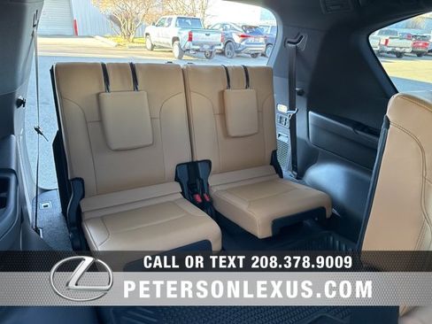 New 2026 Lexus LX 600 4WD w/ Luxury Package image 21