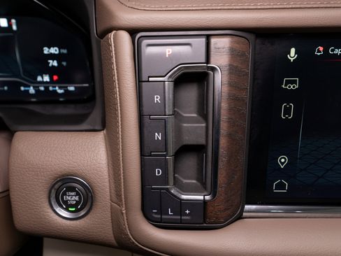 Used 2023 GMC Yukon Denali w/ Max Trailering Package AWD/4WD image 26