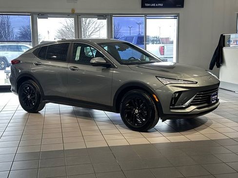 New 2025 Buick Envista Preferred w/ Convenience I Package image 2