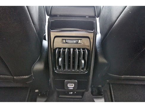 Used 2024 Jeep Compass Latitude AWD/4WD image 15