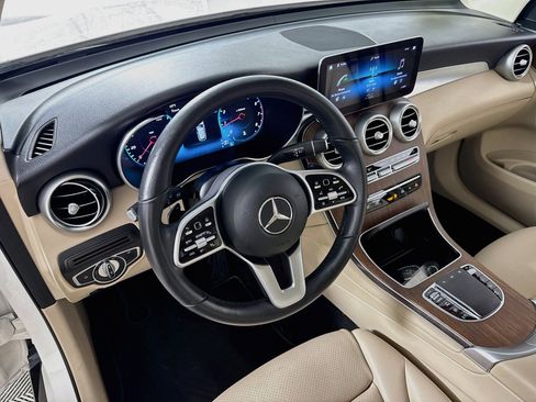 Used 2022 Mercedes-Benz GLC 300 4MATIC image 22