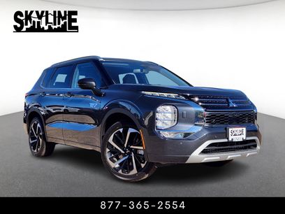 New 2025 Mitsubishi Outlander SEL