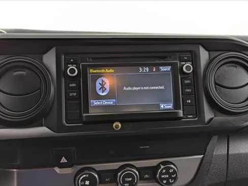 Used 2019 Toyota Tacoma SR image 21