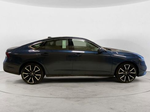 New 2025 Honda Accord Touring image 6