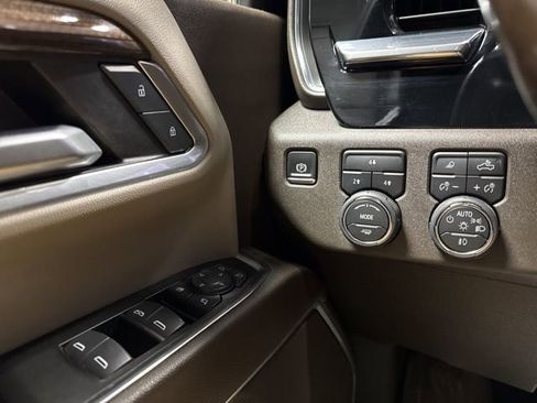 Used 2025 Chevrolet Silverado 2500 LT w/ All Star Edition image 10