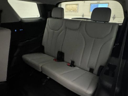 Used 2022 Hyundai Palisade SEL w/ 8P Bench Seat Package AWD/4WD image 50