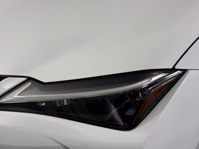 Used 2024 Lexus UX 250h F Sport FWD image 12