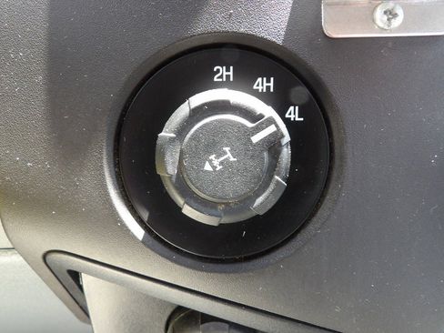 Used 2015 Ford F250 XL AWD/4WD image 12