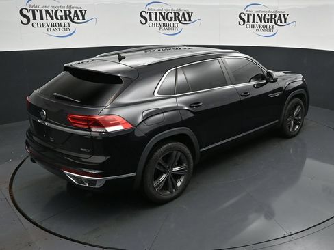 Used 2022 Volkswagen Atlas Cross Sport SEL R-Line AWD/4WD image 24