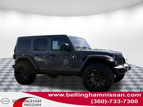 Used 2023 Jeep Wrangler Unlimited Rubicon w/ Cold Weather Group AWD/4WD image 1