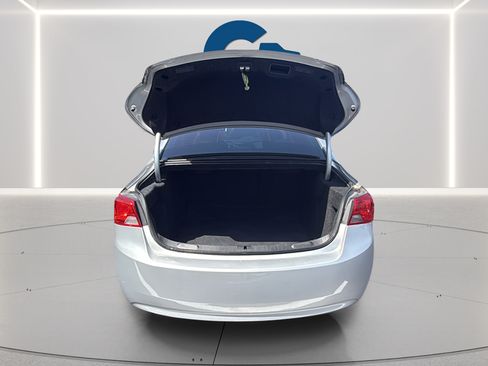 Used 2020 Chevrolet Impala LT FWD image 16