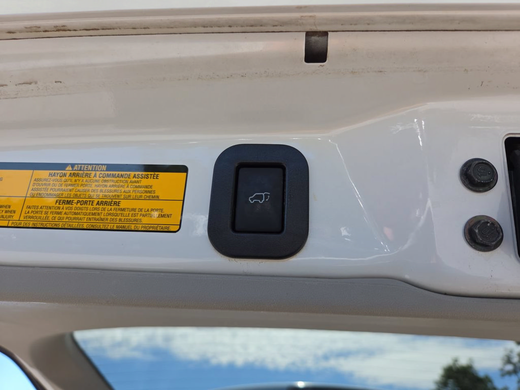 Used 2015 Toyota Sienna XLE FWD image 8
