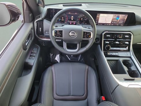 Used 2026 Nissan Armada SL w/ Captain's Chari Seat Package RWD image 9