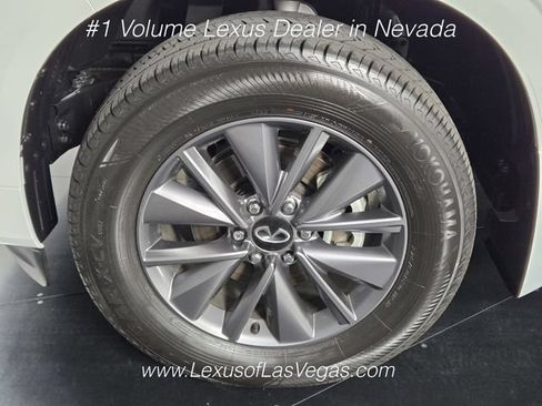 Used 2026 INFINITI QX80 Pure AWD/4WD image 12