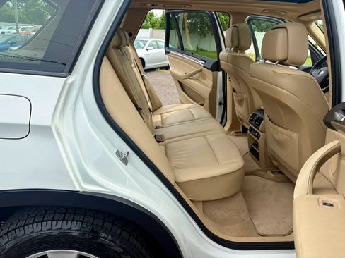 Used 2011 BMW X5 xDrive35d AWD/4WD image 27