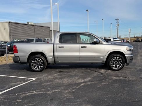 Used 2025 RAM 1500 Laramie image 5