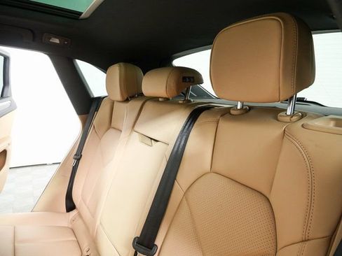 New 2026 Porsche Macan AWD/4WD image 22