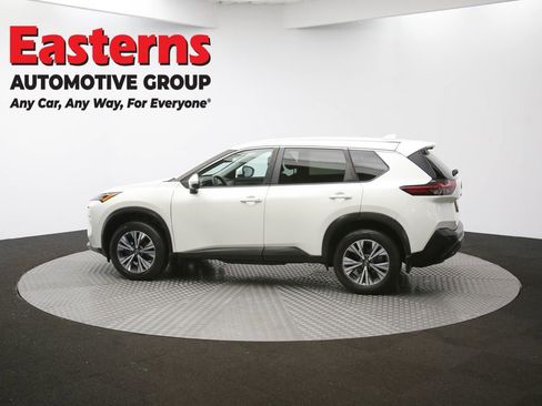 Used 2022 Nissan Rogue SV image 59
