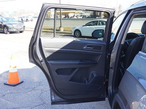 Used 2019 Volkswagen Atlas SE w/ Panoramic Sunroof Package image 26