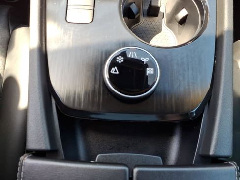 Used 2021 Nissan Rogue SV w/ Premium Package AWD/4WD image 22