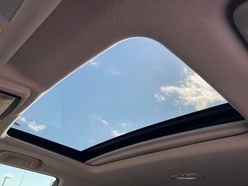 Used 2019 Toyota 4Runner Limited image 13