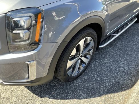 Used 2022 Kia Telluride EX w/ EX Premium Package AWD/4WD image 8