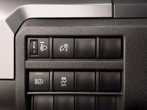 Certified 2024 Toyota Tacoma TRD Sport RWD image 18
