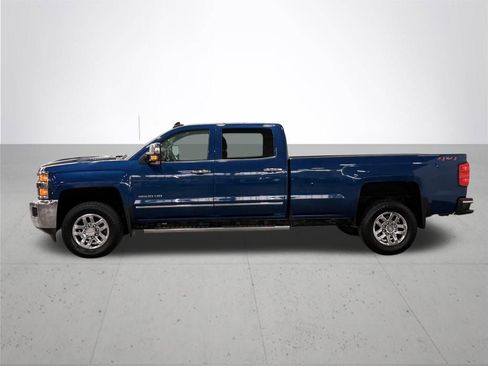 Used 2019 Chevrolet Silverado 3500 LTZ w/ Duramax Plus Package AWD/4WD image 13