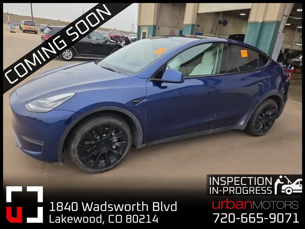 Used 2022 Tesla Model Y Long Range AWD/4WD image 1