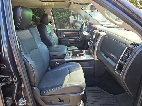 Used 2015 RAM 1500 Laramie w/ Convenience Group AWD/4WD image 16