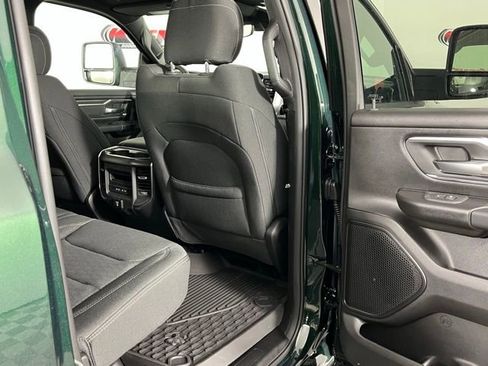 New 2026 RAM 1500 4x4 Crew Cab image 27